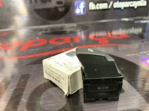 Jumper Ön Sol İç Cam Düğmesi